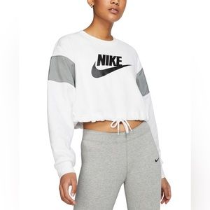 New Women's M Nike Cropped Sweatshirt White/Grey